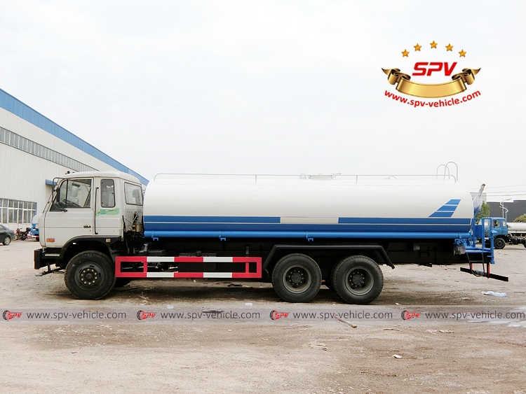 20,000 Litres Dongfeng Water Sprinkler Truck -LS